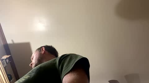 Snapshot of smokeymt420 chatting on January 2025 07:18:01 PM smokeymt420 online show from January 2025 07:18:01 PM