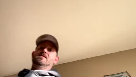 Snapshot of smokeymt420 chatting on January 2025 01:27:01 PM smokeymt420 online show from January 2025 01:27:01 PM