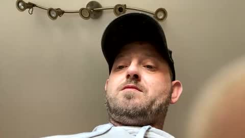 Snapshot of smokeymt420 chatting on February 2025 09:29:02 PM smokeymt420 online show from February 2025 09:29:02 PM