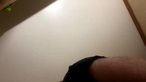 Snapshot of smokeymt420 chatting on February 2025 01:11:01 PM smokeymt420 online show from February 2025 01:11:01 PM