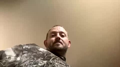 Snapshot of smokeymt420 chatting on February 2025 03:32:02 PM smokeymt420 online show from February 2025 03:32:02 PM