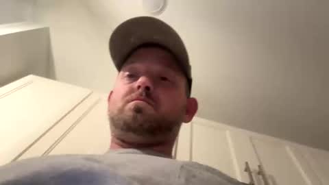 Snapshot of smokeymt420 chatting on October 2025 05:02:02 AM smokeymt420 online show from October 2025 05:02:02 AM