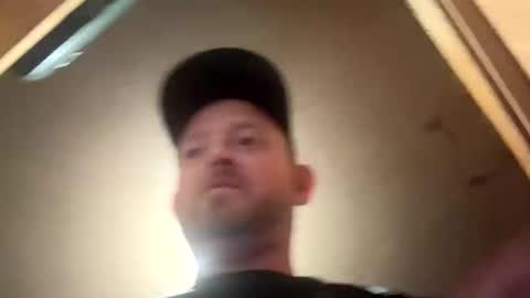 Snapshot of smokeymt420 chatting on November 2025 04:40:02 AM smokeymt420 online show from November 2025 04:40:02 AM