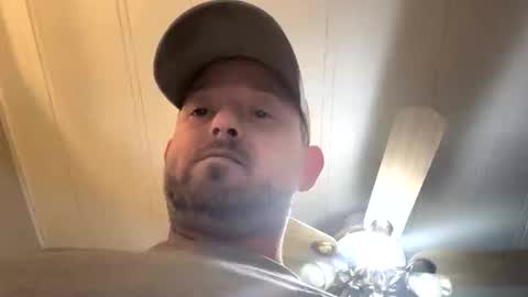 smokeymt420 online show from December 2025 02:05:01 AM