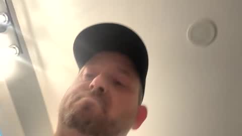 Snapshot of smokeymt420 chatting on April 2026 07:58:01 PM smokeymt420 online show from April 2026 07:58:01 PM