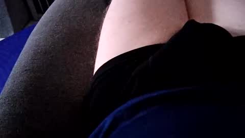 smokynight online show from September 2025 12:47:01 AM