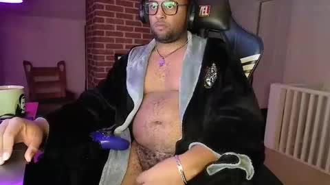 Smoothj2011 online show from March 2026 08:17:01 AM