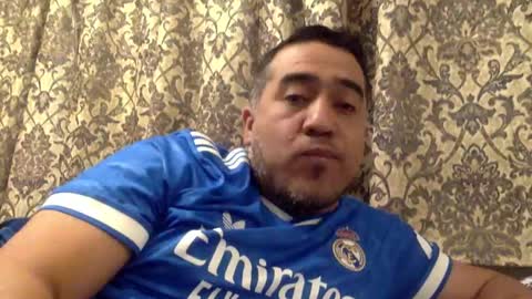 smoothstrik3r online show from February 2026 02:05:01 PM