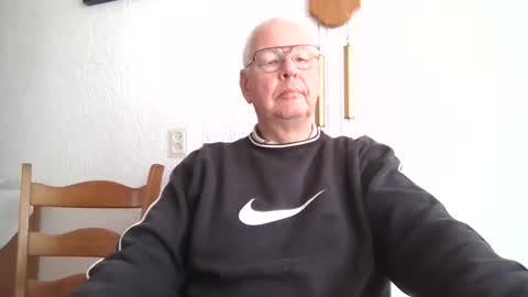 smoothy5460 online show from February 2025 12:39:01 PM