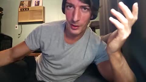 Snapshot of snackyyyy chatting on March 2026 02:06:02 AM Snackyyyy online show from March 2026 02:06:02 AM