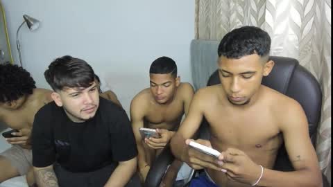 Snapshot of snak_master1 chatting on September 2025 06:14:01 AM snak_master1 online show from September 2025 06:14:01 AM