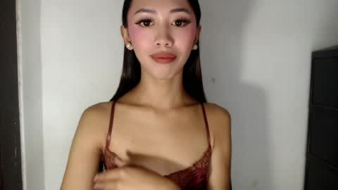 Snapshot of snake_charmer88 chatting on July 2026 07:27:01 PM kianna online show from July 2026 07:27:01 PM