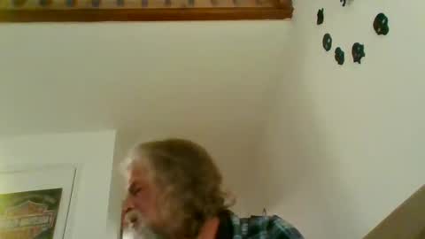 Snapshot of snap2play chatting on September 2025 03:06:02 AM snap2play online show from September 2025 03:06:02 AM