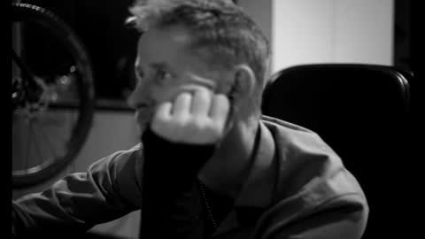 sneaky1985 online show from March 2026 07:17:01 PM