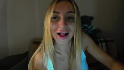 Sneja online show from February 2025 12:28:01 PM