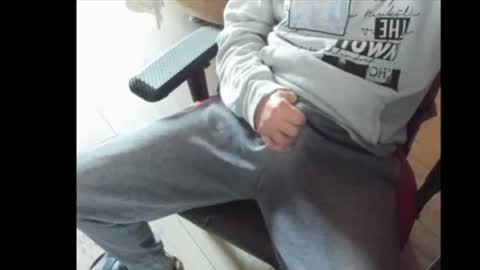 Snapshot of snip1977 chatting on February 2025 09:22:02 AM snip1977 online show from February 2025 09:22:02 AM