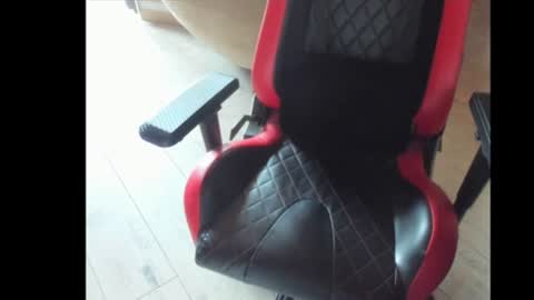 Snapshot of snip1977 chatting on September 2025 12:28:02 PM snip1977 online show from September 2025 12:28:02 PM