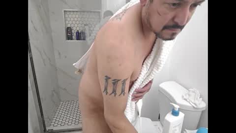 Snapshot of snizniz chatting on December 2024 11:07:02 PM snizniz online show from December 2024 11:07:02 PM