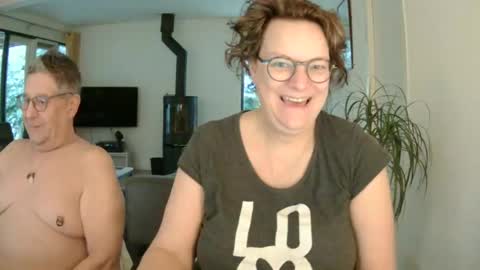 Snoeske and Woodwurm online show from January 2025 08:32:02 AM