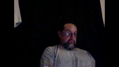 Snapshot of snoop95651994599 chatting on December 2025 04:18:02 AM snoop95651 online show from December 2025 04:18:02 AM