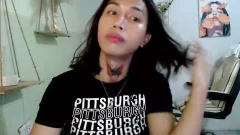 snow_2000 online show from March 2026 05:23:01 AM