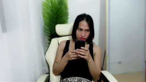 Snapshot of snow_2000 chatting on July 2026 06:00:01 AM snow_2000 online show from July 2026 06:00:01 AM