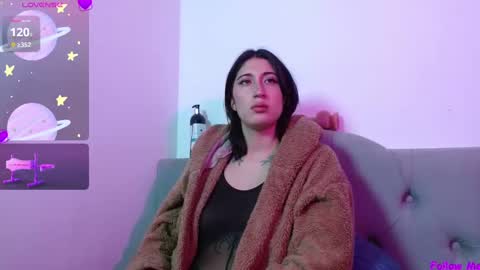 IG     OF red moonn online show from January 2025 04:06:01 PM