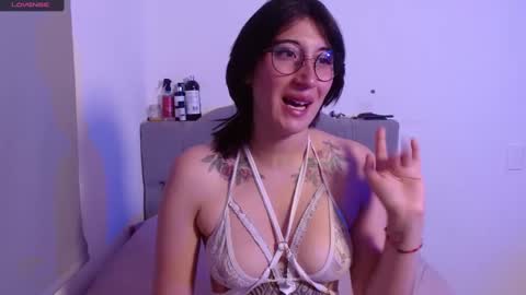 IG     OF red moonn online show from March 2025 07:34:01 PM