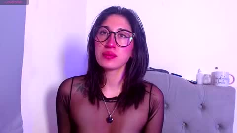 IG     OF red moonn online show from October 2025 03:58:01 AM