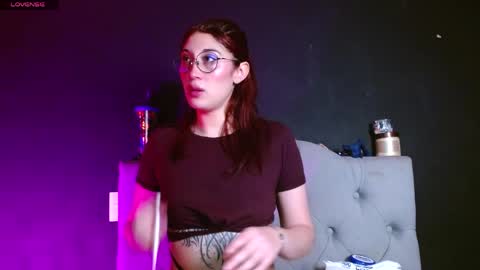 IG     OF red moonn online show from April 2026 06:02:02 AM