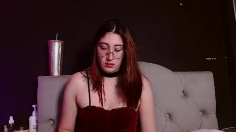 Snapshot of snow_baall chatting on July 2026 04:54:02 AM IG OF red moonn online show from July 2026 04:54:02 AM