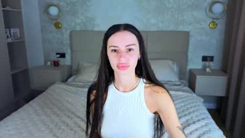 Snapshot of snow_whiteeex chatting on June 2026 05:45:01 AM snow_whiteeex online show from June 2026 05:45:01 AM
