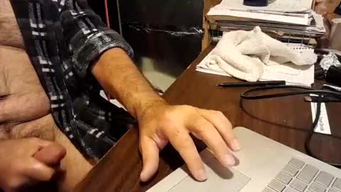 watchmecum online show from November 2025 04:51:02 PM