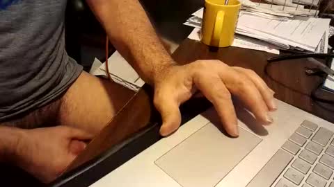 watchmecum online show from December 2025 11:35:02 PM