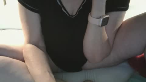 Snapshot of snowdrop2785 chatting on March 2026 01:50:02 PM Snow online show from March 2026 01:50:02 PM