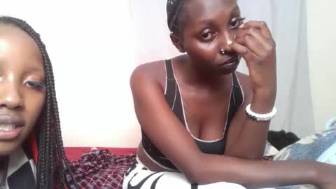 snowfox254 online show from December 2025 07:08:02 PM