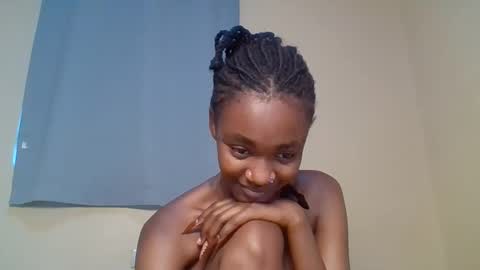 Snowie eyes online show from November 2025 01:11:01 PM