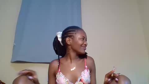 Snowie eyes online show from November 2025 12:54:02 AM