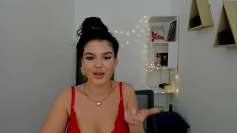 snowingwinter online show from February 2025 10:47:02 PM