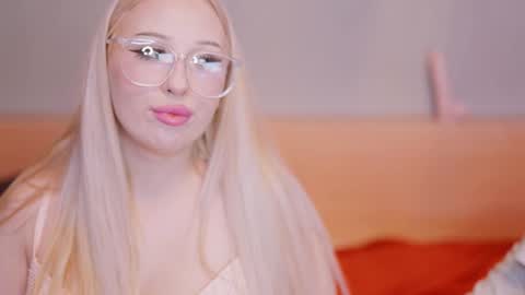 Snowy Bubbles online show from March 2026 12:17:01 AM