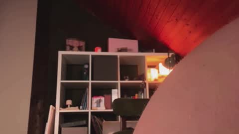 S online show from November 2025 07:07:02 PM