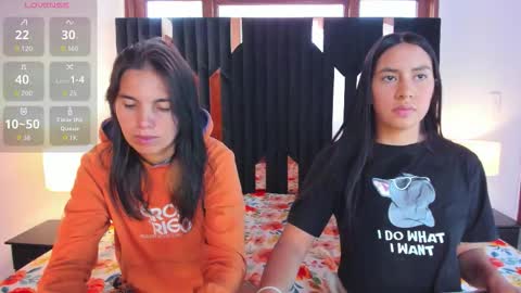 soffy and mia online show from October 2025 12:17:02 PM