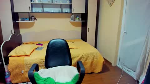 Soffy online show from April 2026 02:32:01 AM