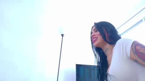 sofhia cruz online show from March 2025 04:09:02 PM