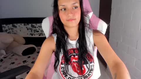 sofia online show from December 2024 04:31:01 PM