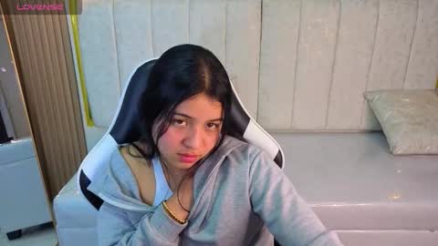 Online 800 to 1400 online show from December 2025 01:39:02 PM