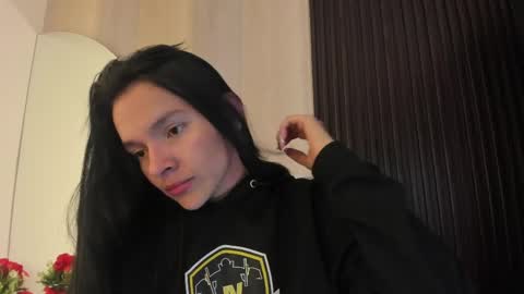 SOFIA online show from April 2026 01:33:01 AM