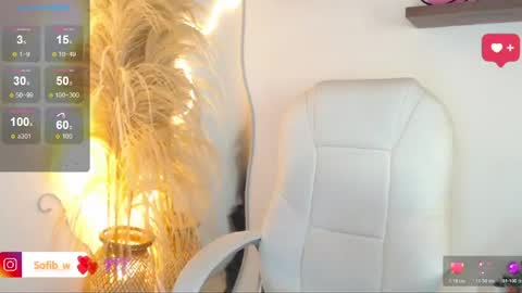 Snapshot of sofi_lennox chatting on June 2026 01:24:02 PM Sofi online show from June 2026 01:24:02 PM