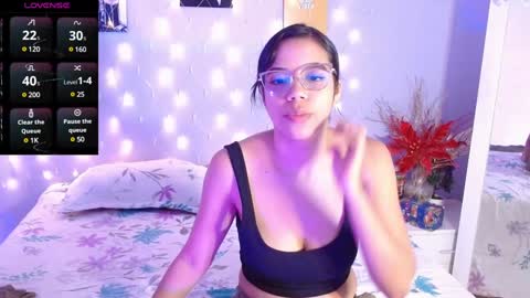 Snapshot of sofi_smith02 chatting on December 2024 09:49:02 PM sofi smith online show from December 2024 09:49:02 PM