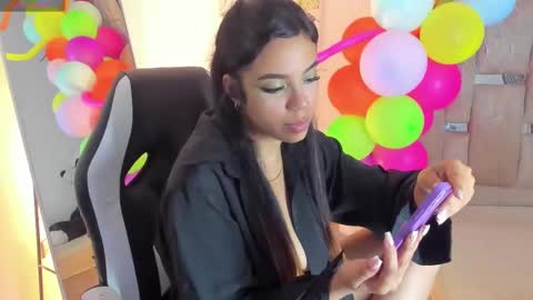 Snapshot of sofi_smith02 chatting on March 2025 07:31:02 PM sofi smith online show from March 2025 07:31:02 PM